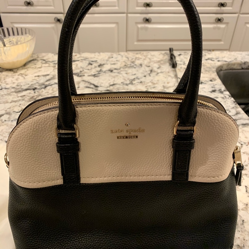 Kate spade Cameron street lottie purse